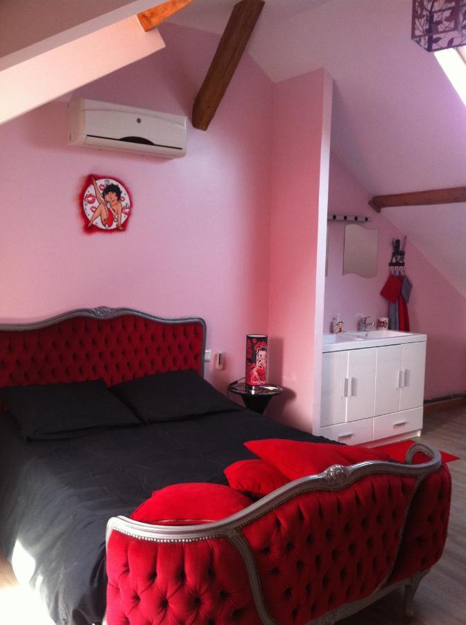 Le Petit Manoir Panzió Farceaux Kültér fotó